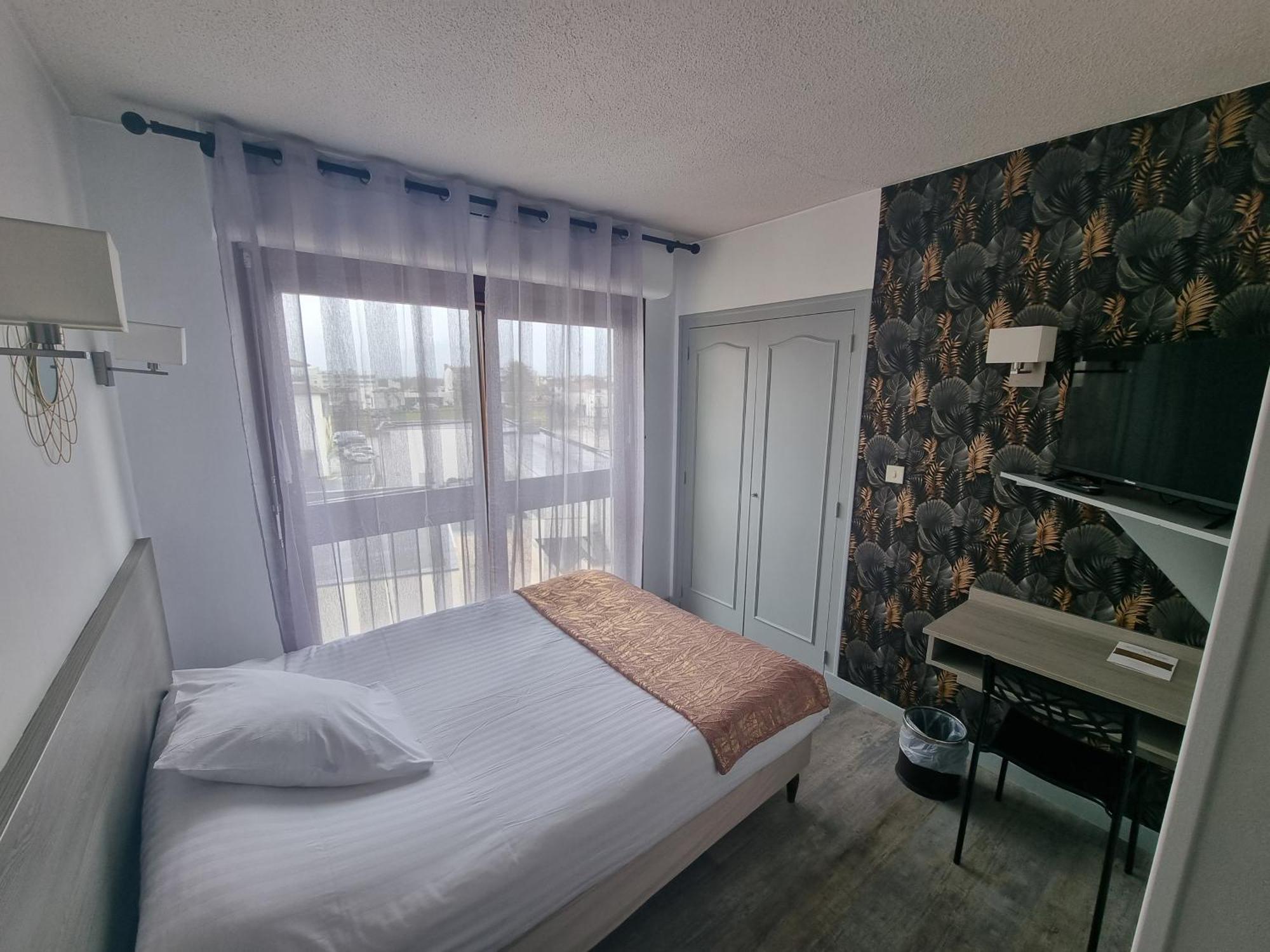 Hotel Le Vascon Dax Exteriör bild